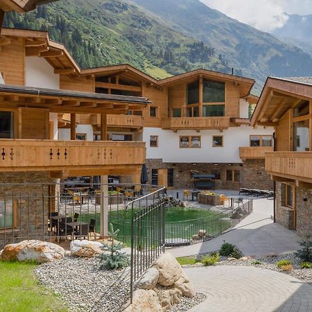 Das Chaletdorf - Pitztal Sankt Leonhard im Pitztal Exterior photo